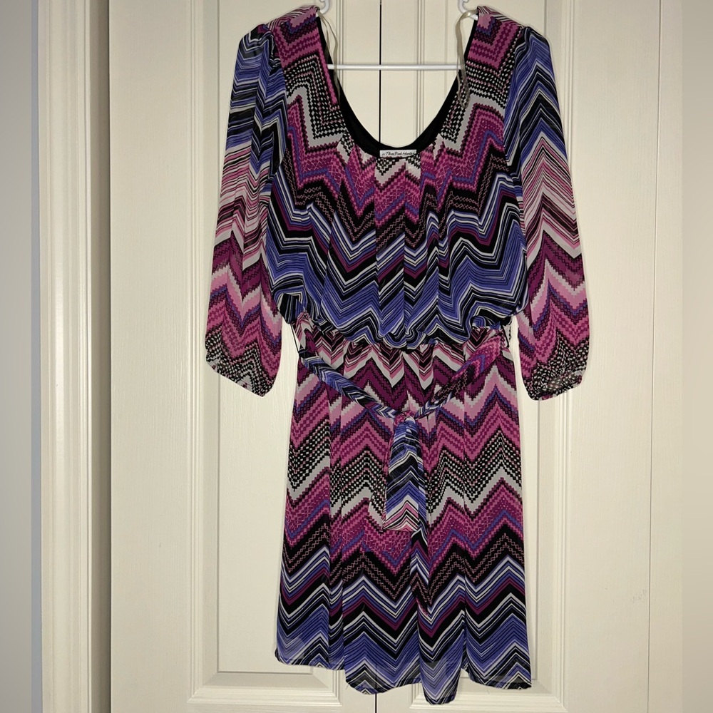 Women's Chevron Patterned Layered Scoop Neck Dress | Size L